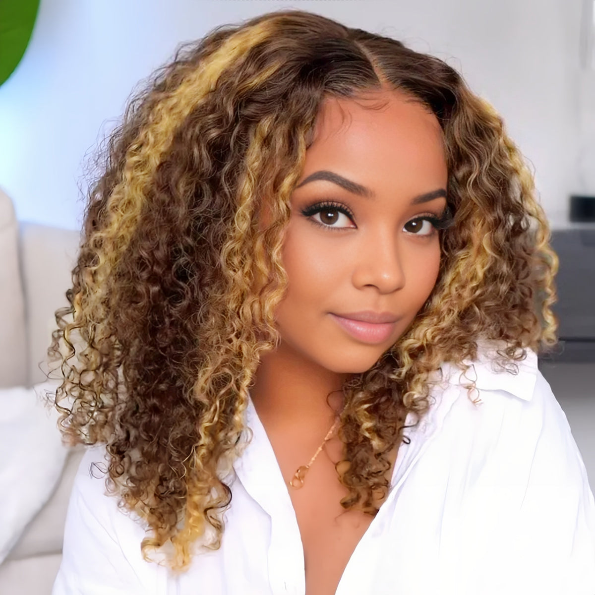 Highlight Color Pixie Curly Bob Ombre Honey Brown 5x5 Lace Closure Trendy Bouncy Curly Human Hair Wig - Image 2